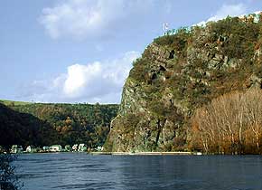 Lorelei rock, high water, 3. November 1998, © Picture: WHO, Wilhelm Hermann, Oberwesel
